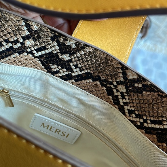 Mersi Bucket Bag Purse Faux Leather Gold Women’s - Picture 6 of 14